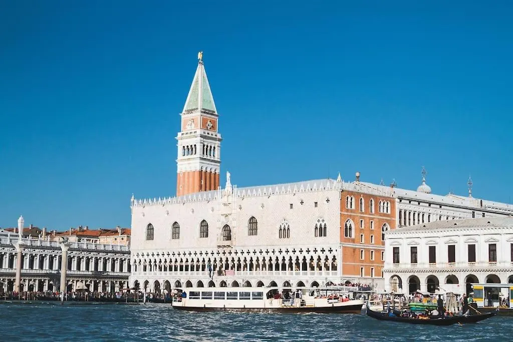 10 Min From Venice Free Garage Lovely Flat Mestre Apartamento