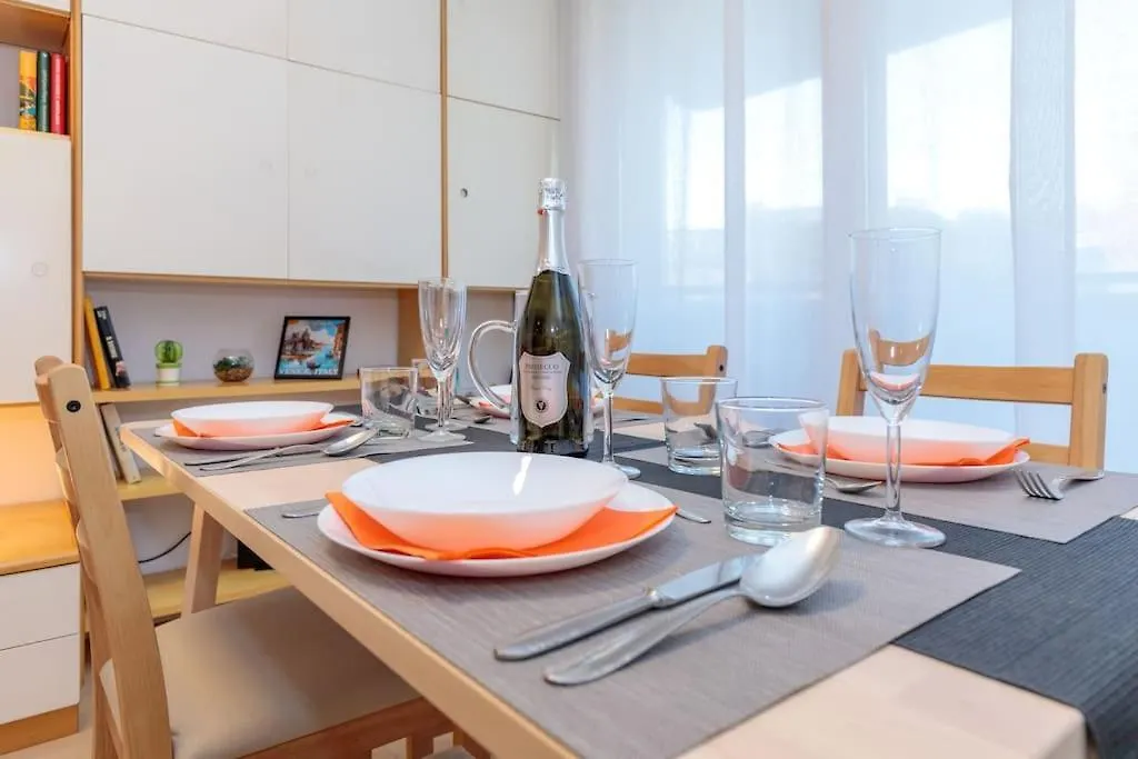 10 Min From Venice Free Garage Lovely Flat Mestre